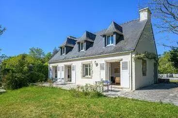 ツーリストアパートメント Ty Ar Mor   Grande Maison De Vacances Arradon Au Bord De L Eau