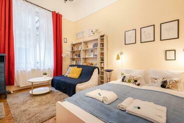 Turistlejligheder Bpr Pleasant Lair In The Center