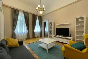 Apartamentos turísticos Fullmoon Apartments 1