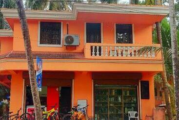 ツーリストアパートメント Pereira Homes Guest House