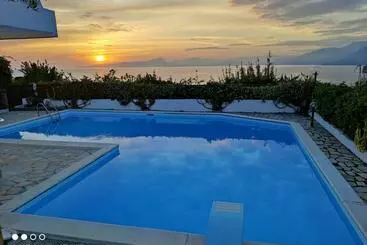 Turistihuoneistot Villa Max