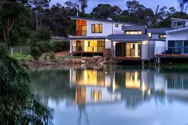 관광객 아파트 Maison Du Lac   House On Lake, Close To Town
