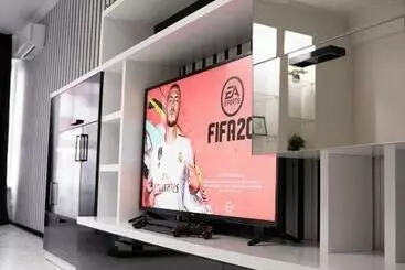 ツーリストアパートメント Rentwill Apartments Black&white