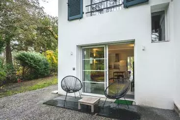 ツーリストアパートメント Villa Chebec Appartement En Rez De Jardin Avec Terrasse Vue Sur Golf D Hossegor