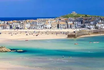 Turistlejligheder Luna Beach   Luxury Carbis Bay Apartment + Parking