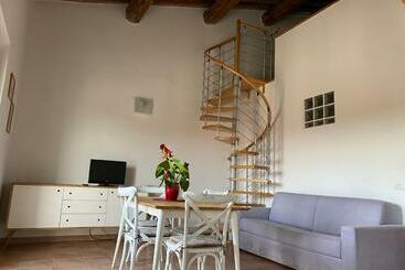 Apartamenty turystyczne Civico 132