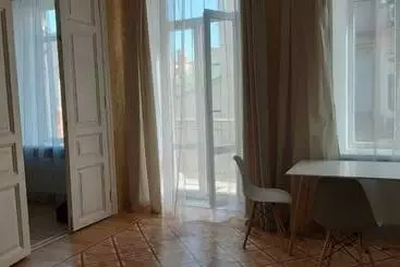 آپارتمان‌های توریست‌ها Thomas Cobley Apartments