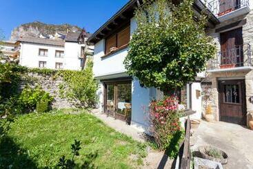 Tourist flats Casa Marieta Escarrilla