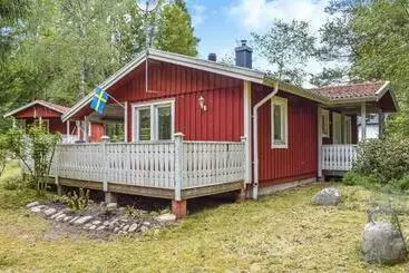 Turist apartmanları 2 Bedroom Beautiful Home In Västra Torup