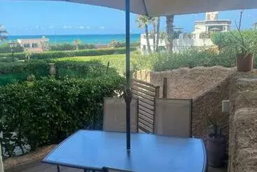 ツーリストアパートメント Appartement Face à L Ocean