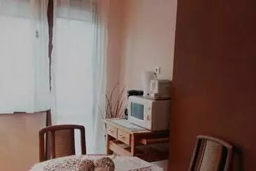 ツーリストアパートメント къща за гости ози