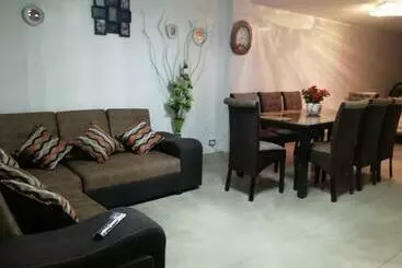 ツーリストアパートメント Casa F Balua