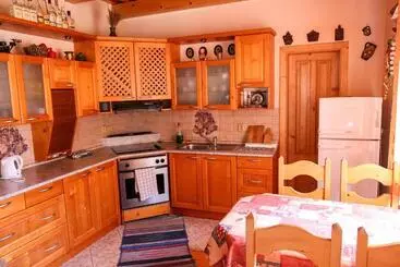 Turistihuoneistot Penzion Hacienda