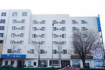 Hotel Hanting  Shenyang Santaizi Metro Station
