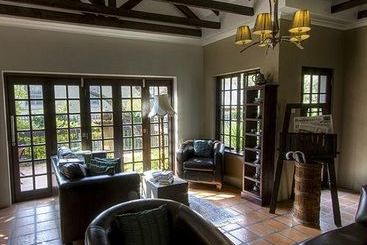 Отель Ashdown House