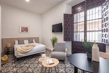 Apartamentos Líbere Málaga La Merced