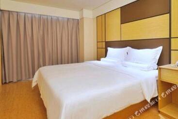 Ji Hotel Xining Haihu New District
