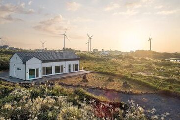 Jeju Sihyeonuipungcha Pension