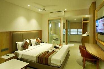 Fabhotel Prime Surya