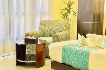 ホテル Tara Palace Resort And Spa