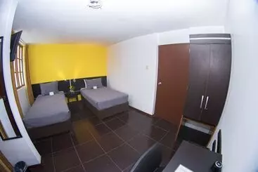 פונדק El Centurión