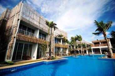 Szálloda Bari Lamai Resort