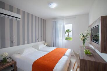 Princessa Vera Hotel Apartments