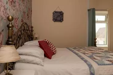 בית מלון כפרי The Hurstmere