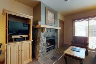 Hôtel Red Hawk Lodge 2200