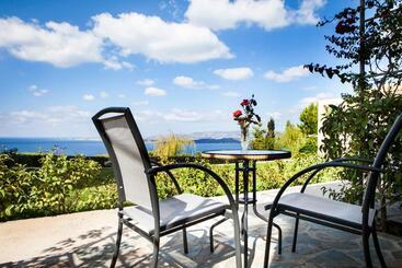 هتل Dionysos Village Resort