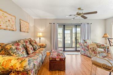 בית מלון כפרי Golf And Sea Retreat