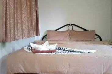 Majatalo Chalisa Bukit House Lanta