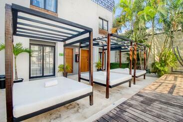 Aparthotel Seven Boutique 14