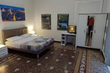 پانسیون Albergo Locanda Alambra