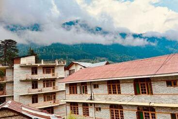 Пансион Solitaire Manali