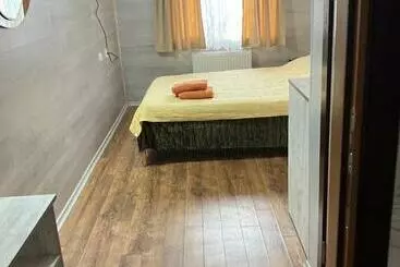 ユースホステル Newhome