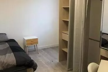 Aamiaismajoitus (B&B) Evry Time