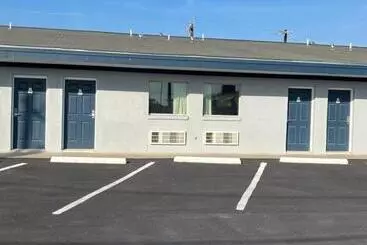 Broadway Inn Motel
