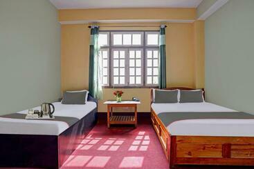 בית מלון כפרי Capital O Basera Resort