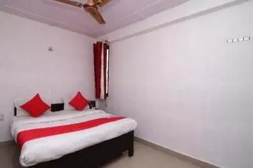 Hotel Ganga Guest House By Wb Inn