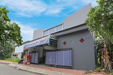 Hotel Grand New Si Jago Mitra Reddoorz