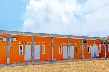 Hotelli Oyo 91818 Papaya Kos