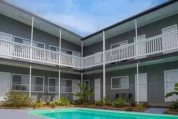 Pacific Motel 06
