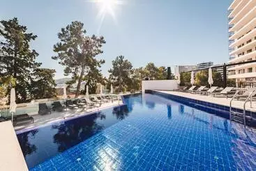 Hotel Crowne Plaza Budva