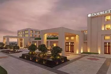 هتل Doubletree By Hilton  Agra