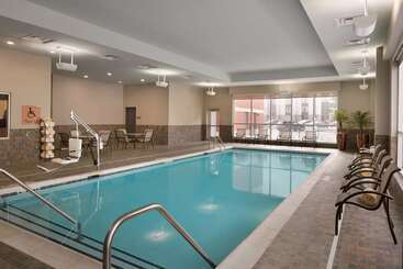 Otel Embassy Suites By Hilton Chicago Naperville