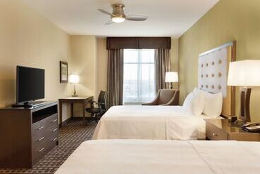 هتل Homewood Suites By Hilton Ankeny