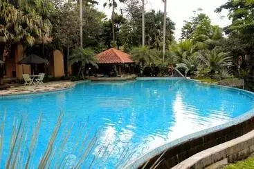 فندق Laras Asri Resort & Spa