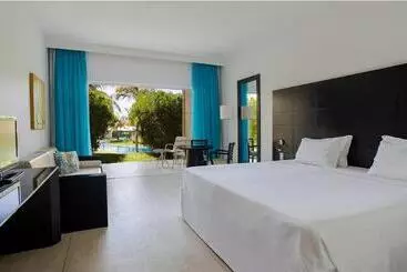 Hotel Dom Pedro Laguna Beach Resort & Golf