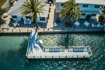 アパートホテル The Roth Hotel, Treasure Island, Florida